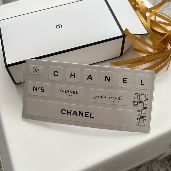 CHANEL advent calender box 9 - Picture 3 of 3